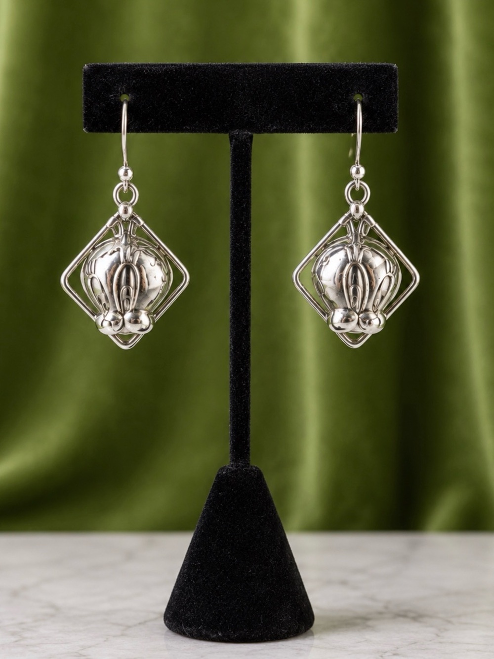 Earrings Tweety Bird Character Warner Bros. 925 Sterling Silver Dangles Drop